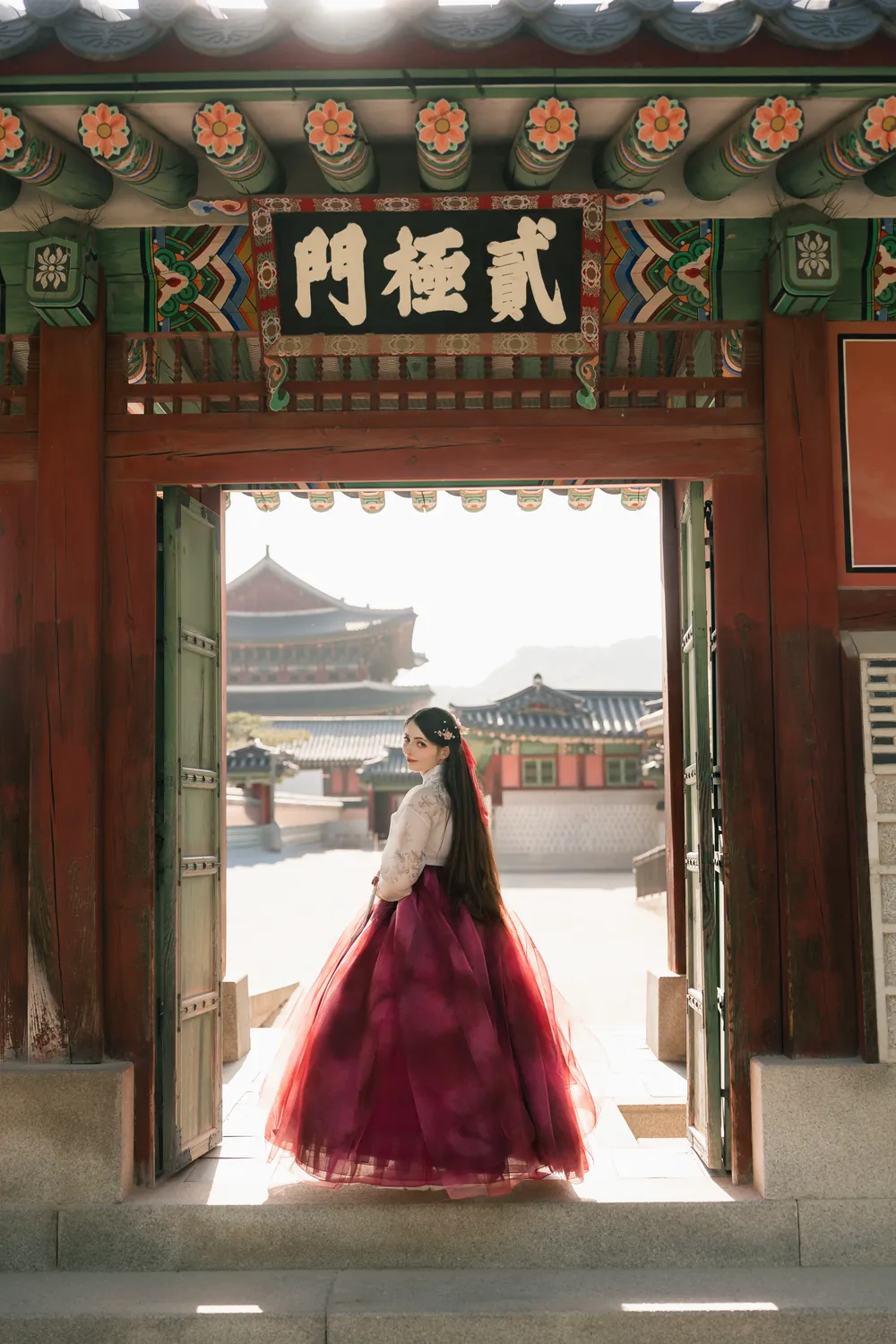 Gyeongbokgung — hanbok photography by Aurea Studio